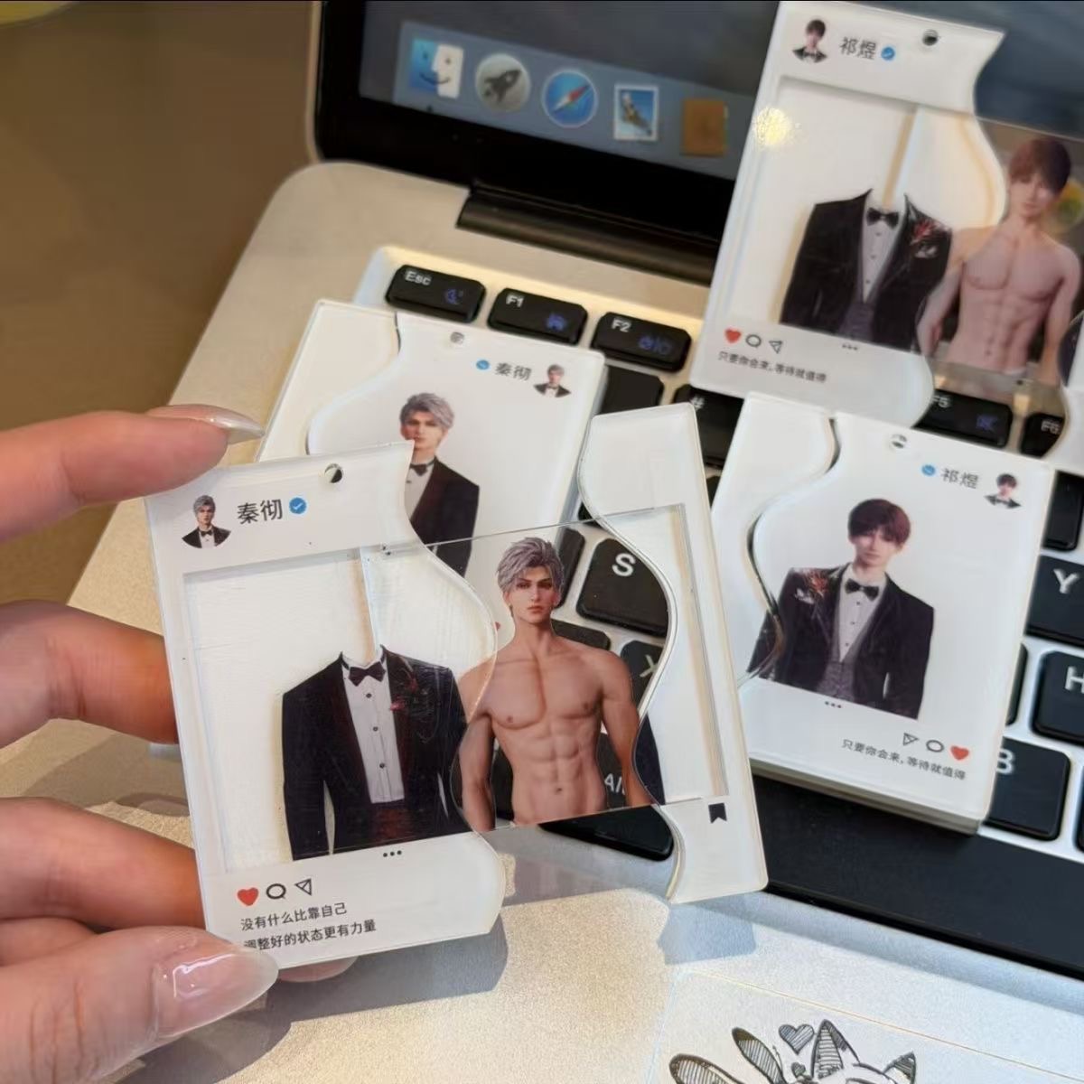 จี้คอรูปภาพกล้ามเนื้อหน้าท้องแ - Anime Cosplay Photo บทวิจารณ์และราคา